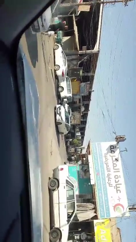 منزل الإيجار مباشر من صاحب البيت سعر الايجار الشهري ٣٠٠الف المساحه مأت متر مربع  في النجف حي المكرمة مكتب الرشيد قرب المتنزه المكرمة العائلي يحتوي على غرفة نوم وستقبال ومطبخ وصيحات وكراج أي ستفسار تصل *********** وعلى واتساب ***********
