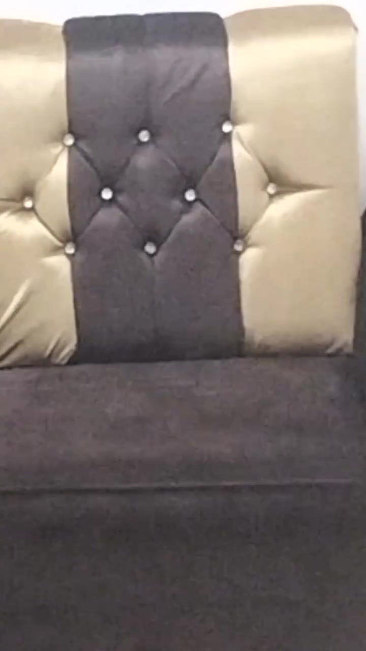 السلام عليكم ورحمة الله وبركاته
تخم قنفات للبيع جديد جدا واستعمال قليل جدا وفووول نظافه.
بالعافيه للي ياخذه والسعر عالخاص او الاتصال على الرقم *********** العنوان بغداد مدينة الصدر قطاع 23تجي وتدلل
