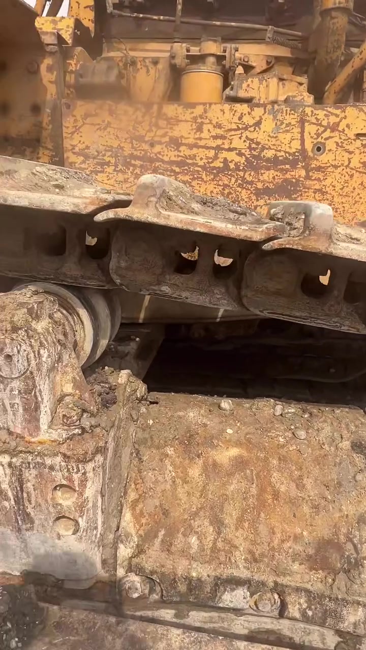 بلدوزر • محرك مجفت • نينوى
