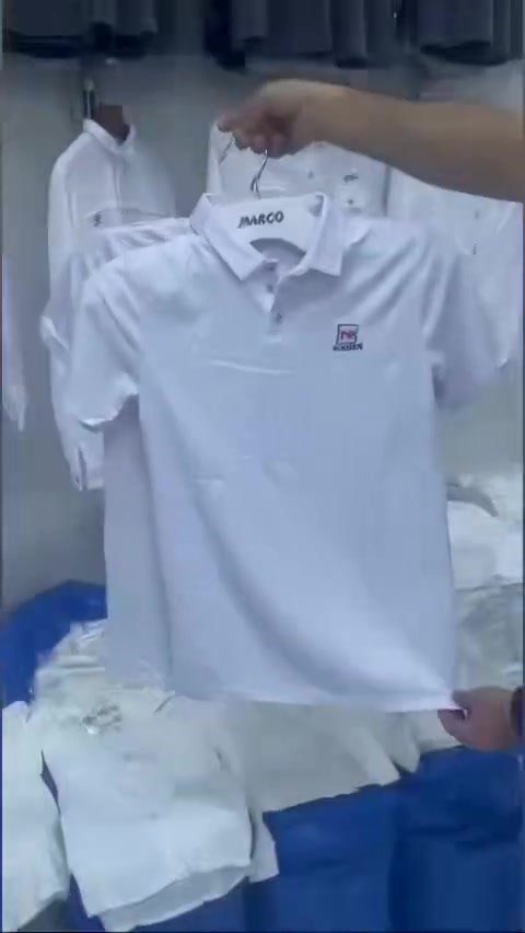 تصفية بضاعه مدرسه كلش حلوه مرتبه
الصدريه ب٥ 
كلهن بلجيس بعدهن 
القميص والتيشيرت الولادي كله على ٣ و٢ ونص 
القميص البناتي هم ب٣ 
كلهن شلعه وحده ينابعن لليحب يدخل واتساب 
***********
