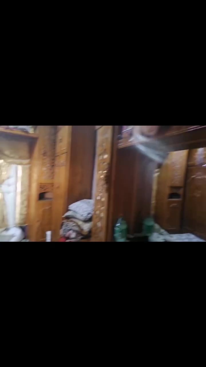 غرفه اخشاب مستعمله للبيع وبسعر مناسب للاستفسار عل هاذا الرقم ***********
