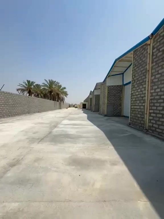 جملونات مساحه من ٦٠٠له١٠٠٠للاجار في منطقه جرف نداف  ***********
