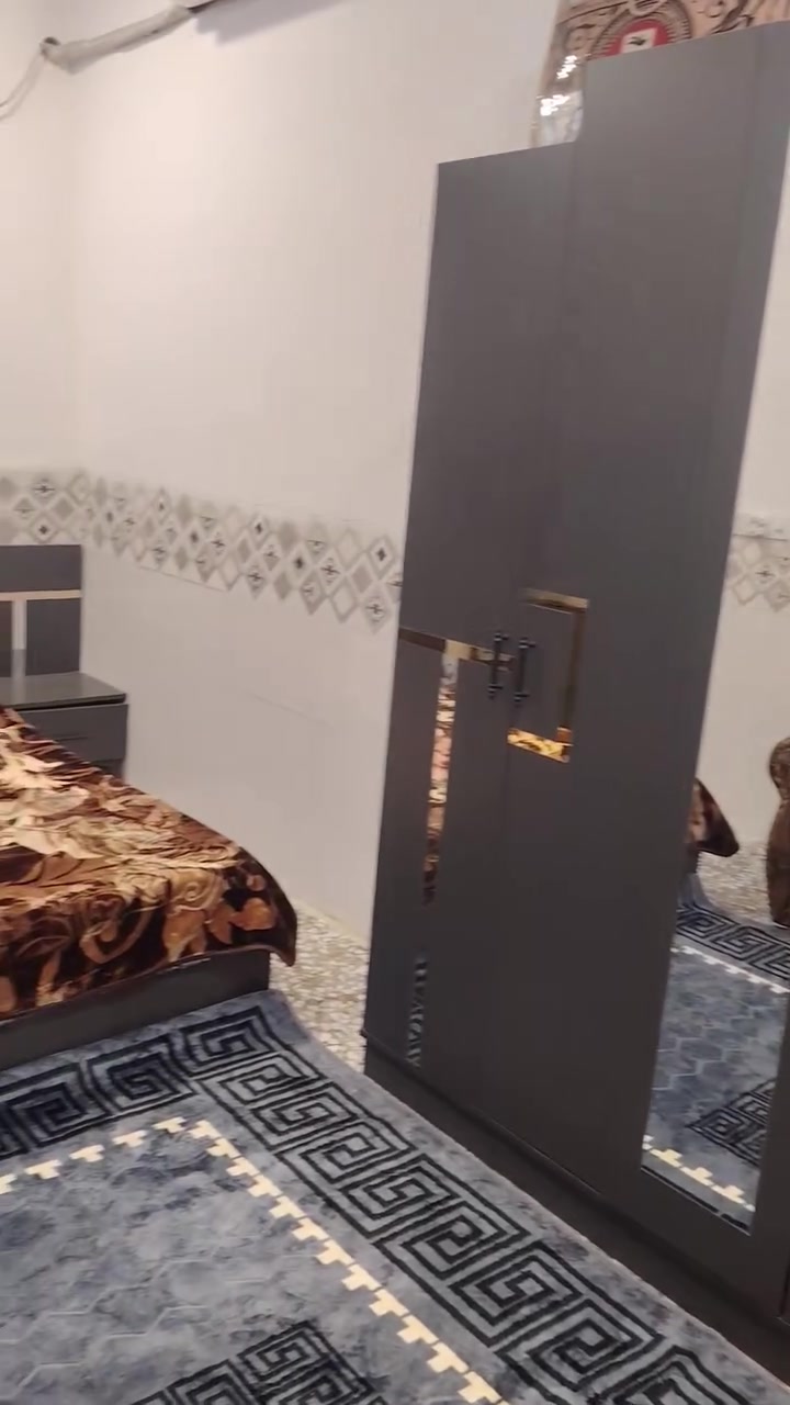 السلام عليكم شباب عندي هاي الغراض استعمال قليل كل واحده وسعره *********** هذا رقمي نجف مكاني

