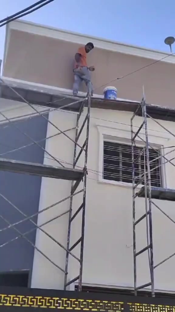 سلام عليكم جاهز بلخدمه ديكور وا صبغ حديث داخل وا خارج
وجهات فوم تركي بسعار مناسبه أشتغل بغداد فقط مكاني ناحيت التاجي *********** يوجد وتساب مصطفى العامري تحياتي
