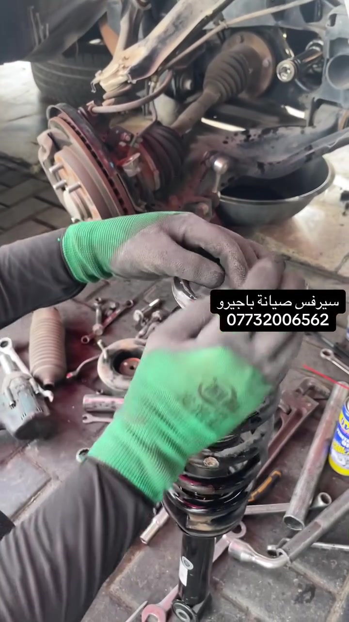 فحص وتبديل صدر امامي باجيرو ✅

سيرفس صيانة باجيرو 
***********
