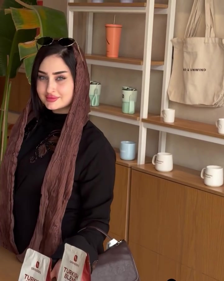 موديلات • شاشة حركية • حلوة