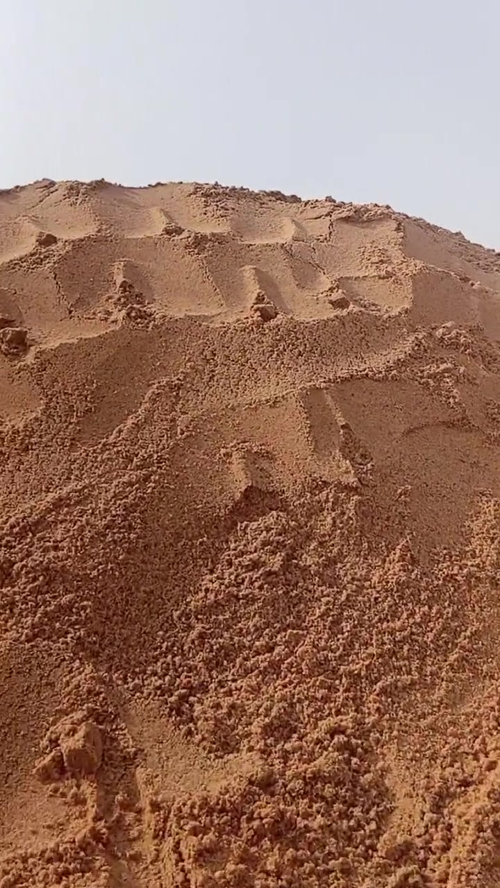 مواد بناء • رمل • حصو