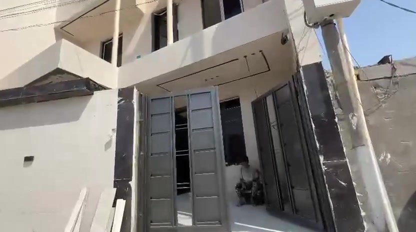 🏗️ كادر الأستاذ حسن للمقاولات العامة
🔑 تسليم أحد مواقع العمل
💰 هذا النموذج بسعر 375 ألف دينار للمتر المربع. 
يوجد نظام اقصاد. منصه فقط 
المواصفات:
• بورسلين أرضيات هندي قياس 1×1 متر
• واير فنار سعودي
• كهربائيات شركة ميلانو — متصل
• ماء ومجاري — شركة سمارت
• نظام جبس بورد كامل للبيت
• بيبان قاصّة
واجهه بورسلين 
• شبابيك ألمنيوم تركي سلايت
✅ تنفيذ حسب المواصفات
✅ جودة ودقة في العمل
✅ تسليم جاهز ومتكامل
📞 للاستفسار: *********** واتساب
