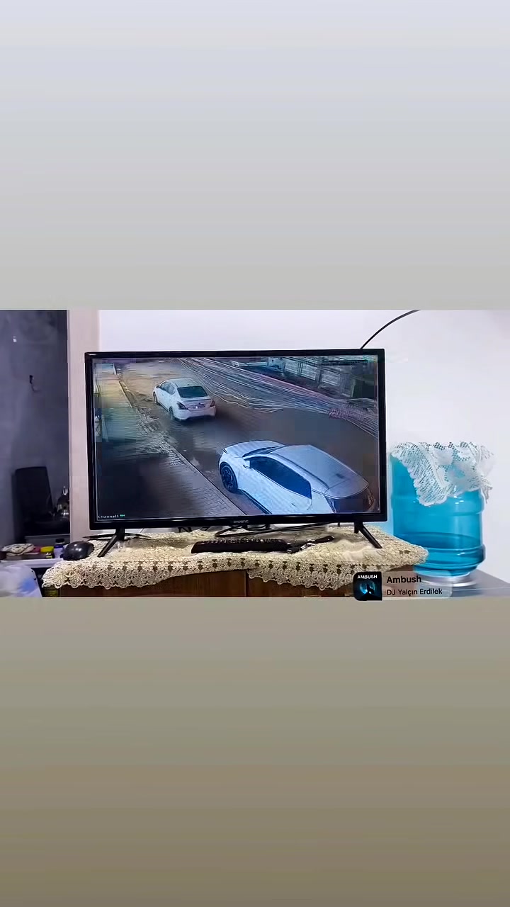 اعمالنا داخل قضاء الحي 
احم نفسك و احفظ حقك من خلال تركيب كاميرات المراقبة الذكية !
✅ خدمة صيانة و تنصيب الكاميرات
✅ نوفر كاميرات مراقبة من مختلف البراندات والنوعيات
للتواصل: ***********
العنوان: قضاء الحي 
 #كاميرات #تنصيب #قضاء #الحي
