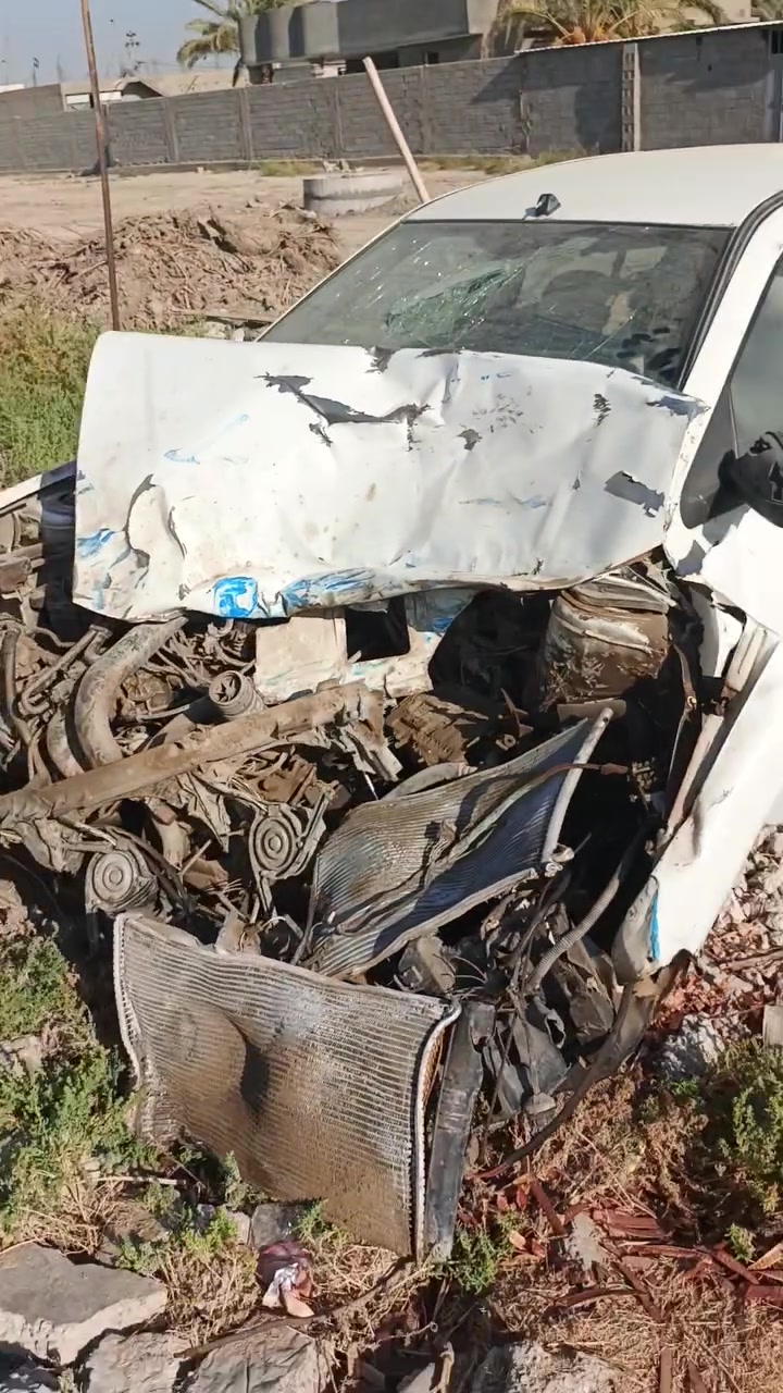للبيع اللوحه الاماميه سليمه موجوده ورقم الشاصي ما متأذي هم موجود رقم واسط خصوصي مكان السياره واسط صويره ***********
