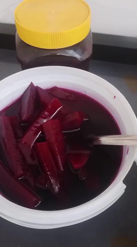 دولمة وسط • طرشي سطل • أكل بيتي