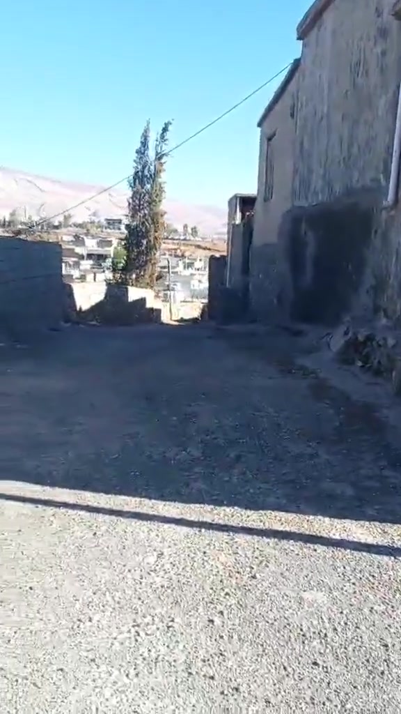 کۆیە ئازادی  ڕوبەرەکەی170مەتری ڕوکنە نرخی 50ومەجالە بۆزانیاری زیاتر پەیوەندی بکە بەژمارەی***********
