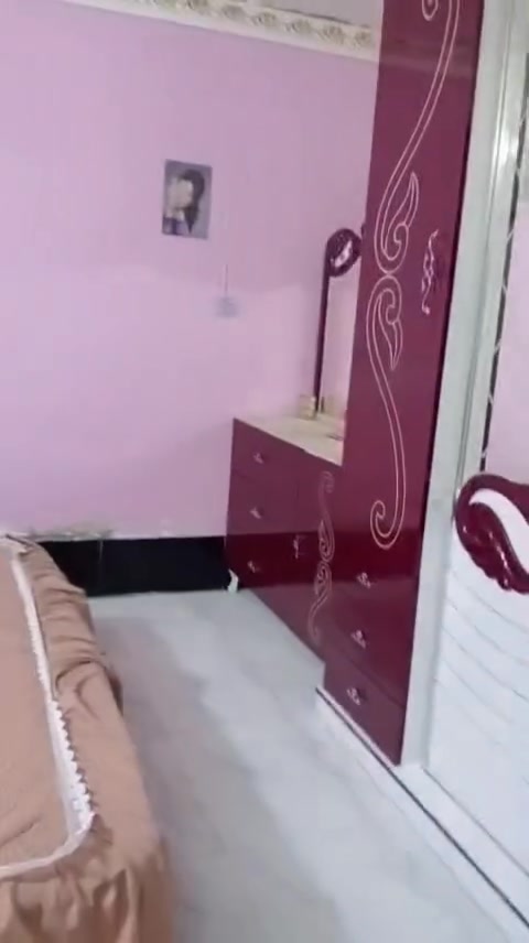 للبيع  ب ٦٠٠ اي ضرر مابيها التواصل ع الرقم *********** المكان بغداد مدينه الصدر
