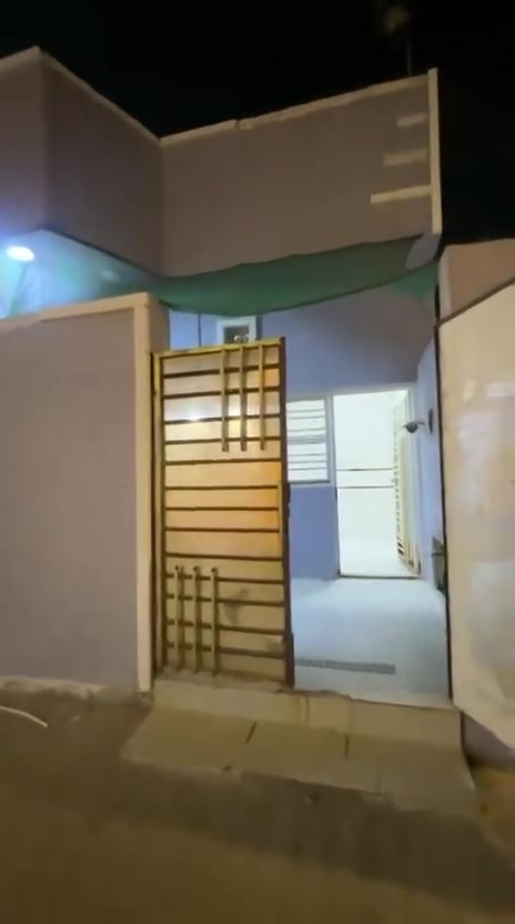 بيت جديد للإيجار
السنيديه
غرفتين
استقبال
مطبخ
صحيات

إيجار 400الف

***********
