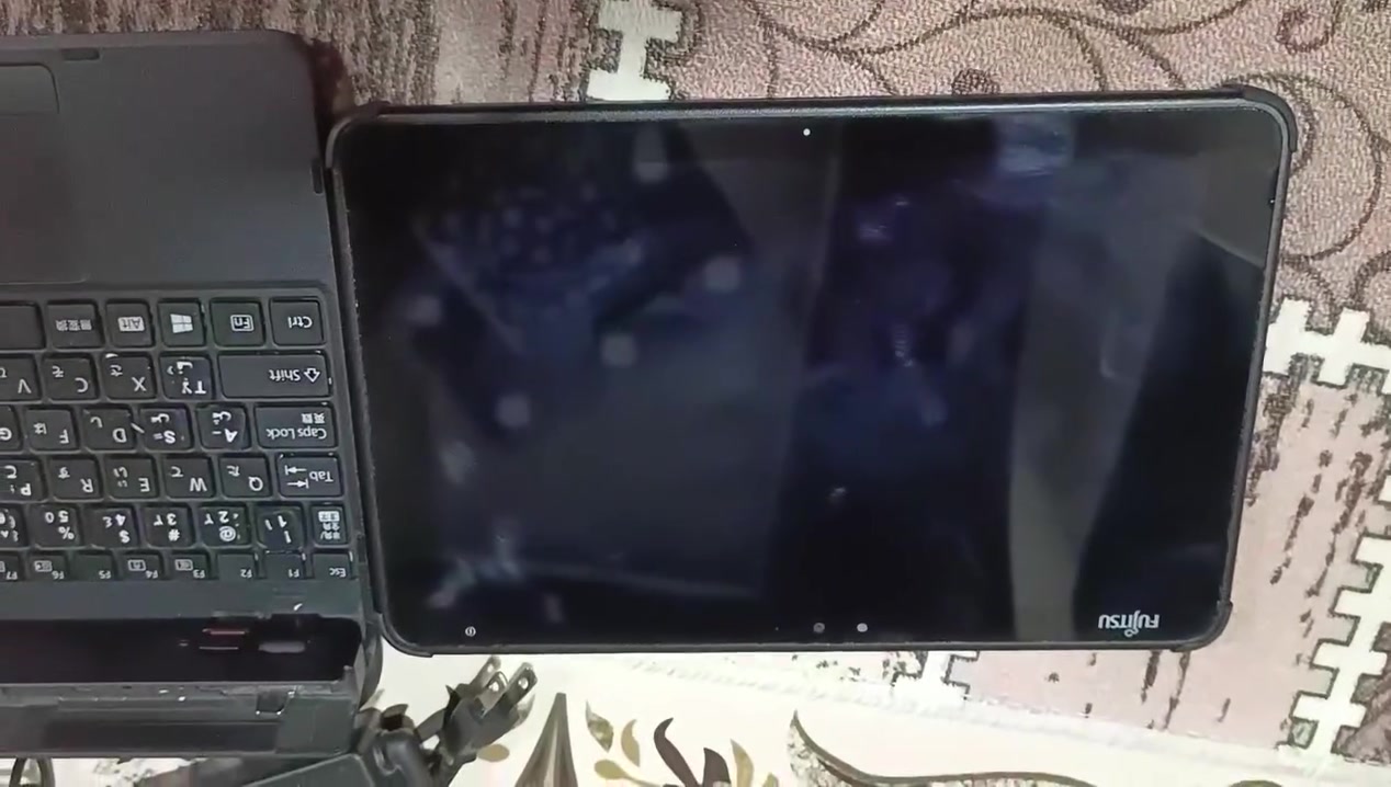 سلام عليكم لبيع ايباد وهو حاسبه ايباد نضيف واستعماله قليل كلش سعره 80وبي مجال تصال ع رقم ***********
