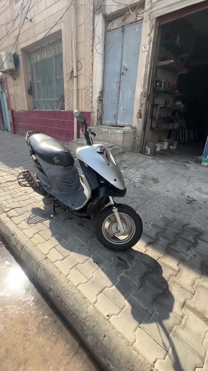 سلام عليكم
ماكس منغولي لببيع 

مكينه بلادي خرسه مامفتوحه 
 
دراجه ماعايزه برغي 

سعر عل خاص  ***********وتساب
