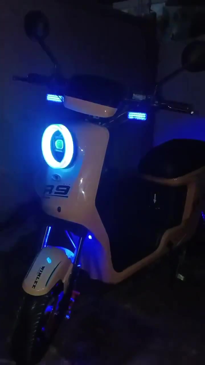 R9 • ريموت • ٥ بطاريات