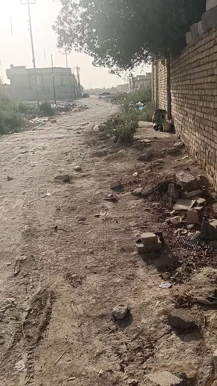 بيت للبيع حي الكوفة مساحته كبيرة 320متر ركن طابقين على 3شوارع قريب على تبليط معزول شقق كل شقه على شارع استفسار تصال على رقم***********تصال
واتساب هذا رقم *********** سعره مناسب

