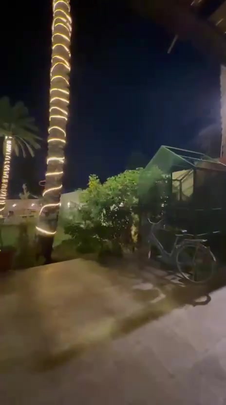 سلام عليكم يتوفر مزرعه للايجار بل بعيثه للاستفسار وتساب ***********
