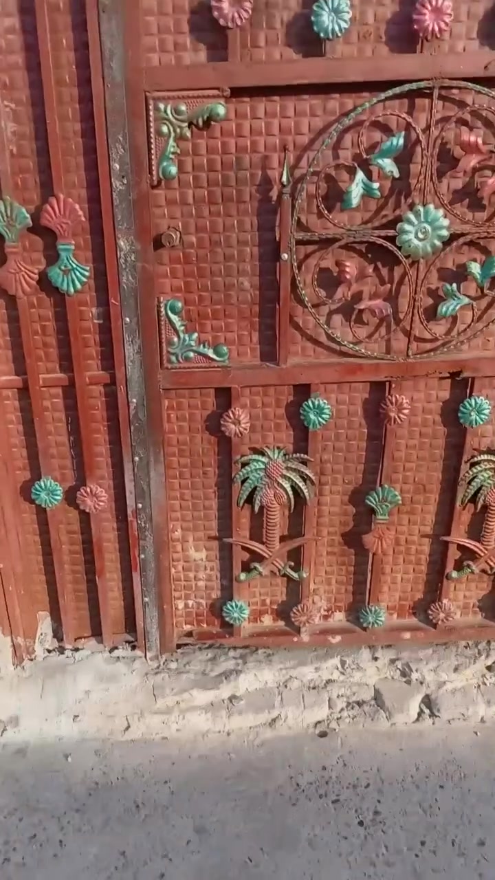بيت للبيع ١٠٠ متر قرب مدرسه المزايه السعر ٣٢ مليون رقمي ***********
