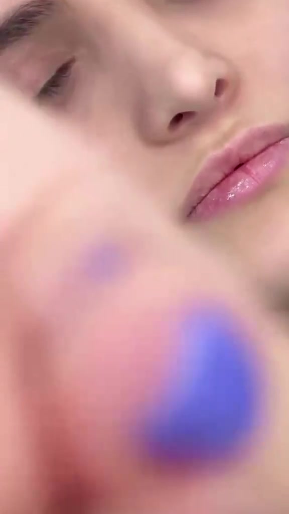 شفايف طبيعيه • كبس • زم