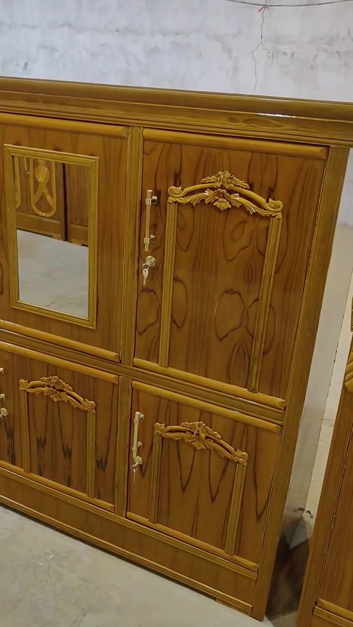 بسعار مناسبة من داخل المعمل العنوان سوق الشيوخ ***********
