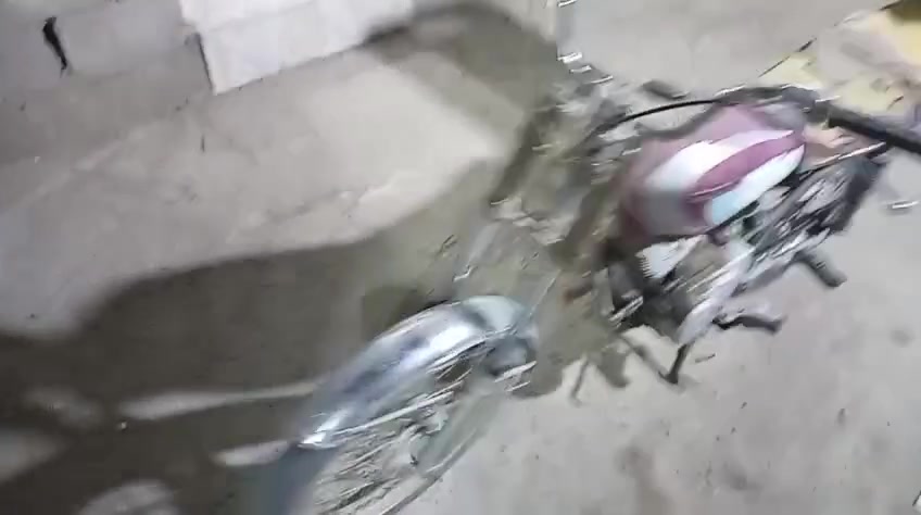 سلام عليكم دراجه ايراني البيع البصره ابو الخصيب العصفوريه سعره 250 وبيه مجال ***********
