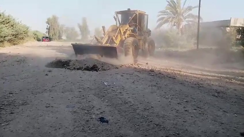 سلام عليكم شفل كتر موديل 78 محرك وكير خير من الله تايرات نص عمر كيله نضيفه مكينه نصيفه من كلشي جاهزه العمل بيع مستعجل ***********////***********
