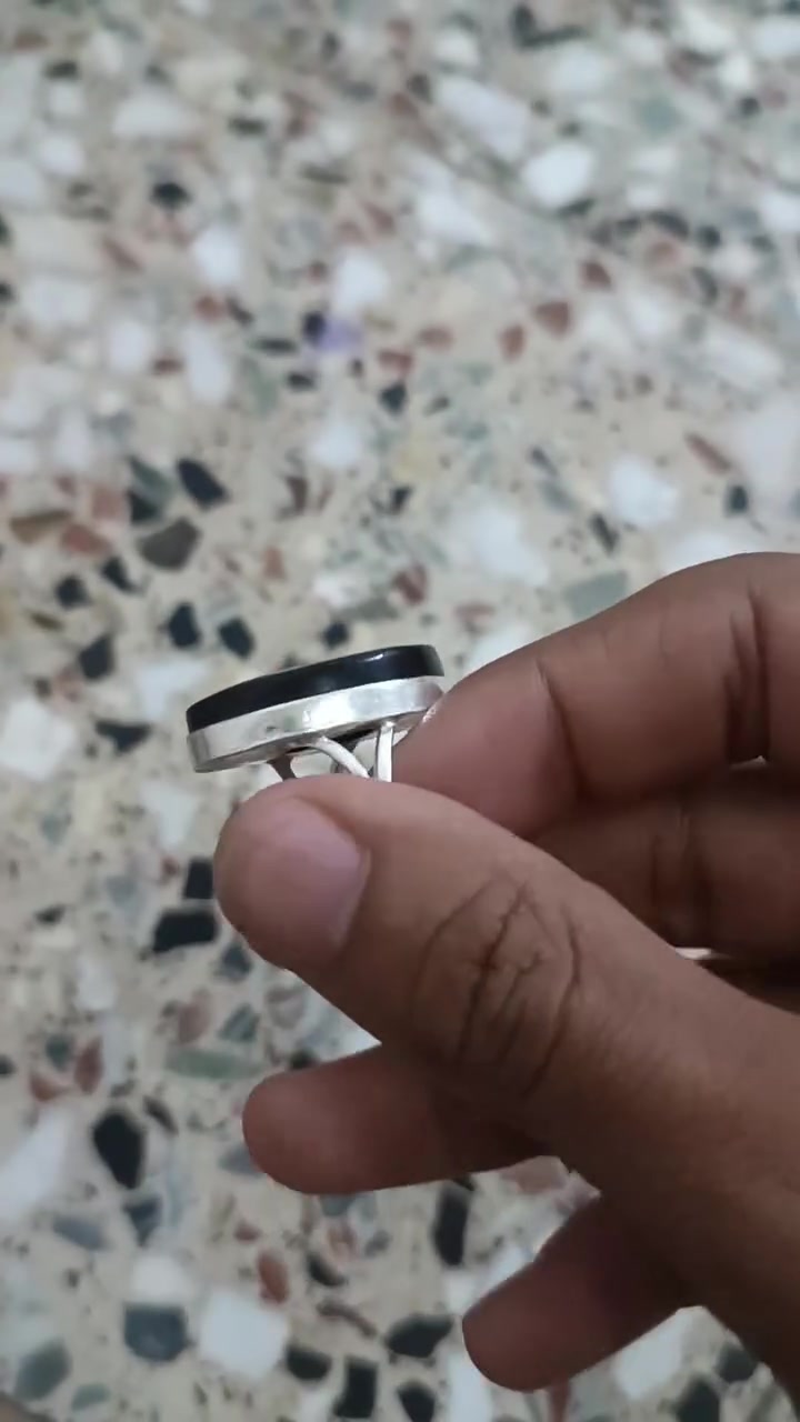 محبس • توصيل