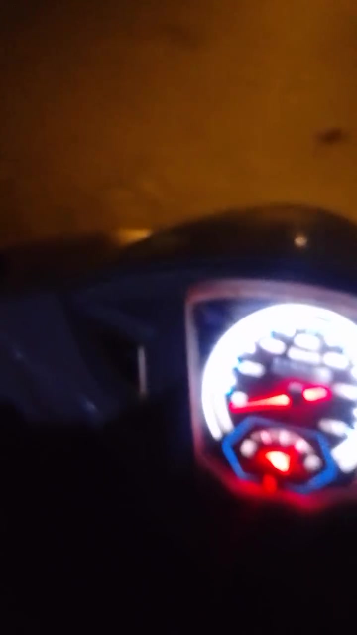 سلام عليكم دراجه لبيع كومه حديد سعره 100 عنوان قلعه سكر رقمي ***********

