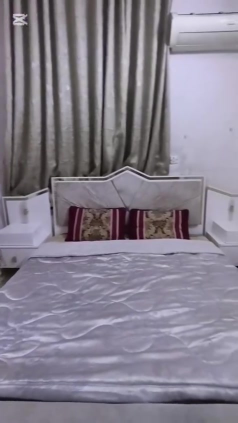 غرفة نوم تركية للبيع الباب الاول 7 قطع ثقيلة الكنتور 6 ابواب للاستفسار ***********
