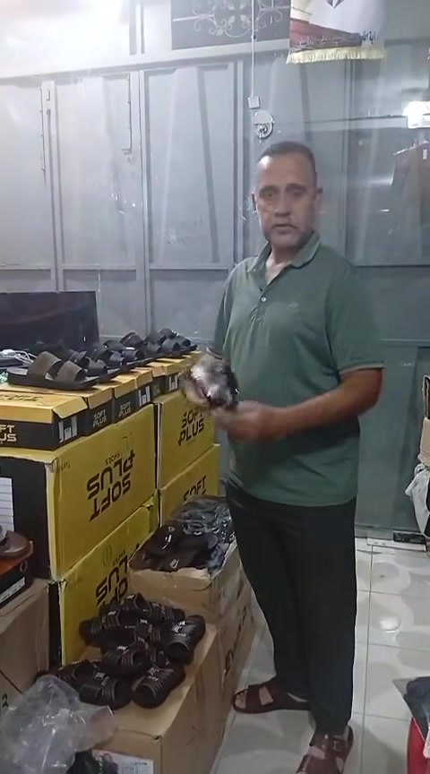 السلام عليكم 
توفرت وجبه شحاطات جديده 
الرقم ***********
العنوان _ بابل _ سده الهندية _ حي البكر _ قرب مدرسه عصر الذهبي للبنات
