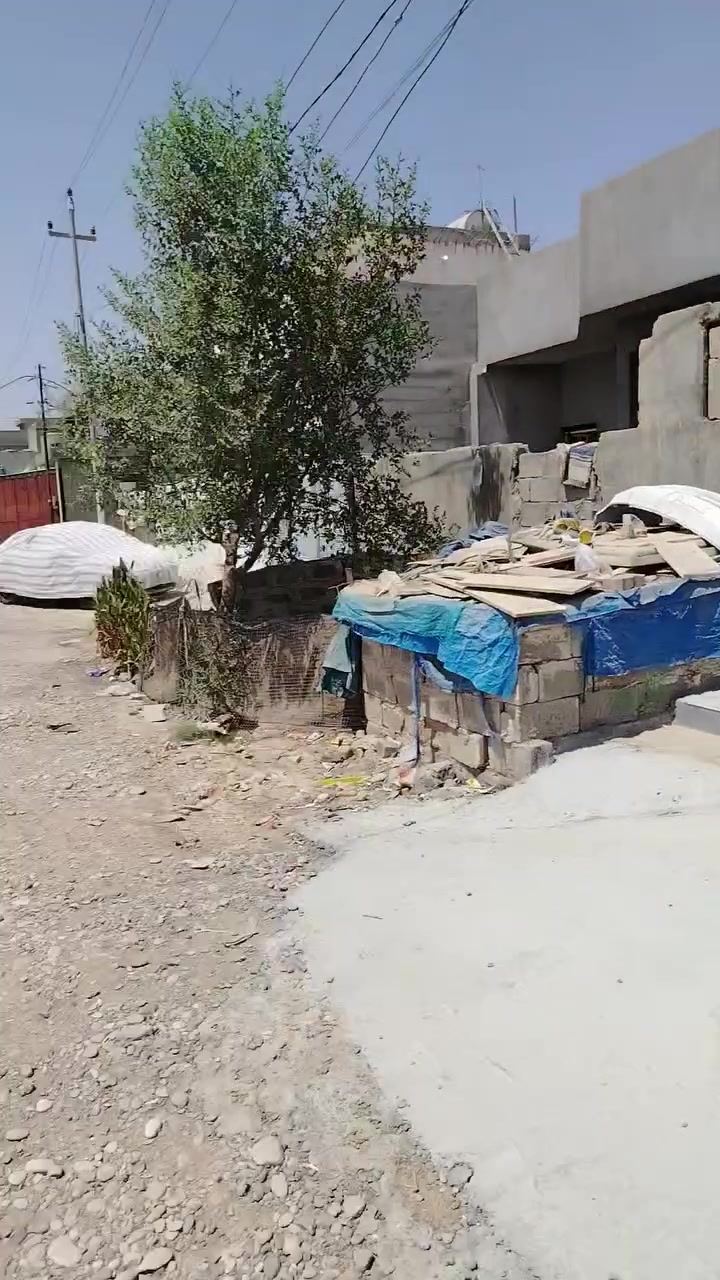 بيت 100زراعي حي العسكري شارع أسواق البركه فول موصفات ماء وكهرباء ومجاري مشمول بك الخدمات ***********
