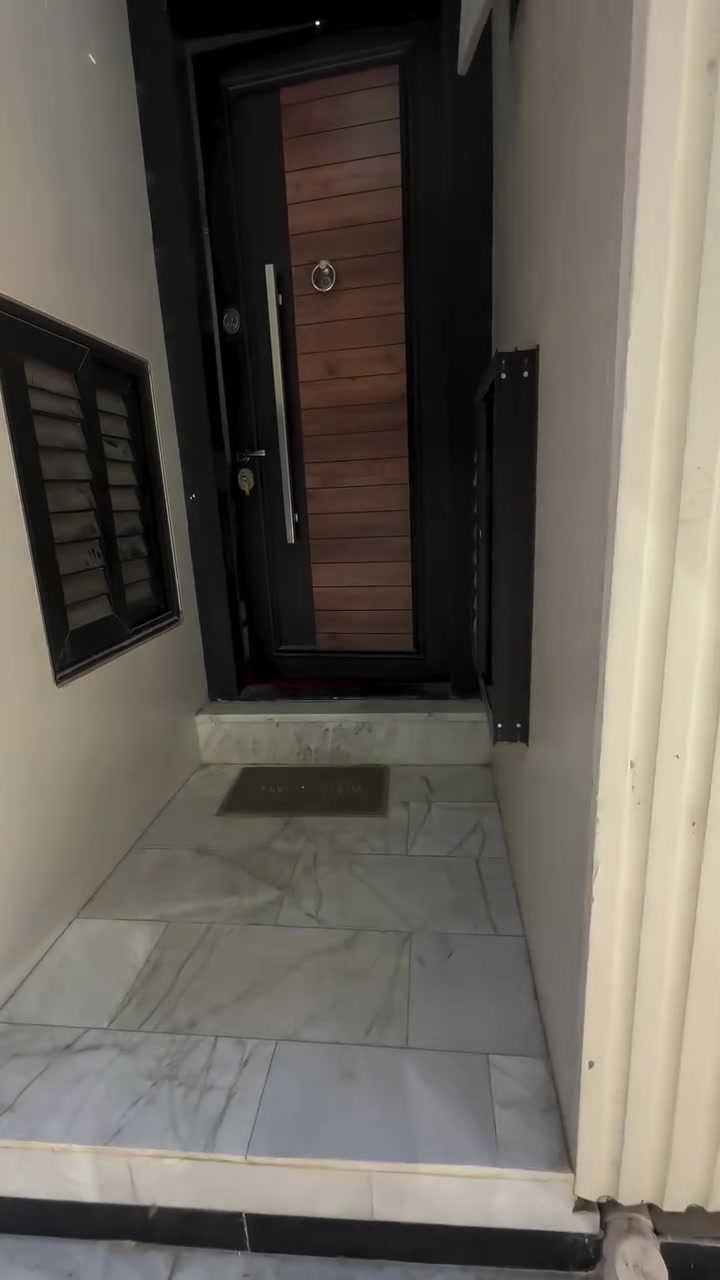 مؤثث • ٥٠م • باب بغداد