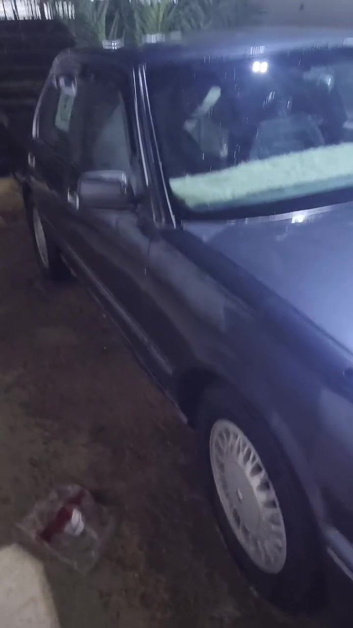 سياره ارنب للبيع جاهزه فقط تبريد حداده عامه فيت بم فلتر بانزين كله جديد طخم داير دسكات كهربائيات عامه يتصل يدلل *********** عندي ظرف صار
