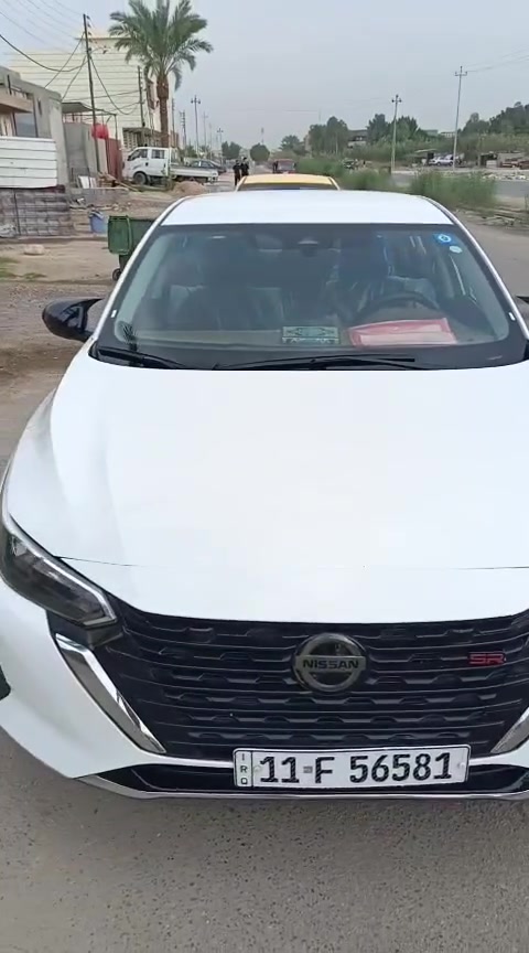 نيسان سنترا • ٢٠٢٥ • عليه ضربة