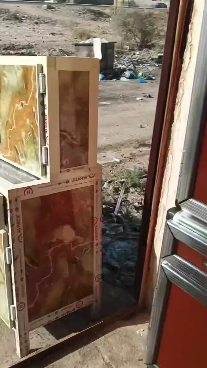 بيع وشراء وتصليح كافة أنواع الكاونترات المنيوم تغير لوان بابل ورديه خارج قرب مستشفى الكفيل تواصل خاص او واتساب ***********
