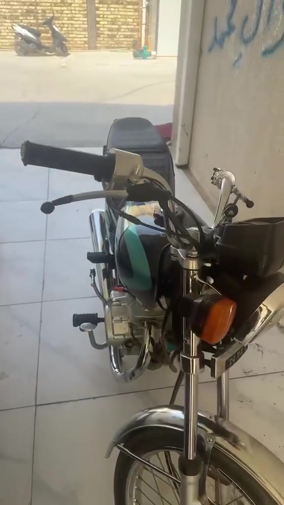 دراجه نامه للبيع بدون اوراق نضيفه ومكفوله السعر 750.  للتواصل ***********
