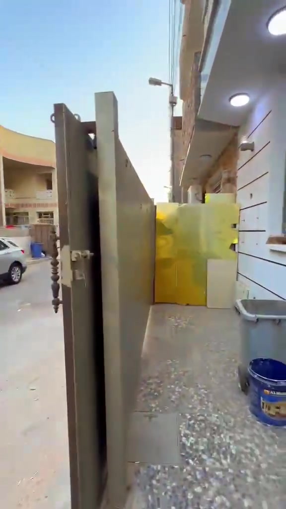 مشتمل 50 متر حديث 3 غرف نوم 3 حمامات وصاله ومطبخ الايجار زيونه محله 712 الاستفسار مكتب قطن للعقار ***********
