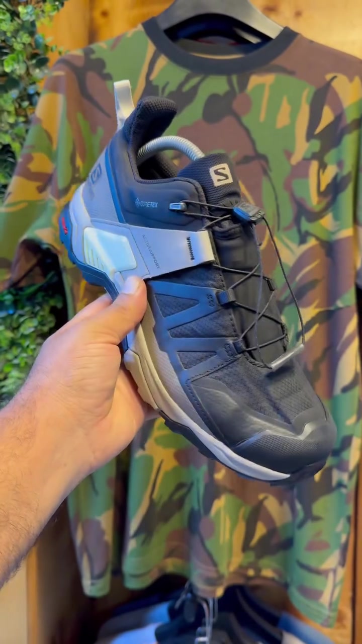 سلمون الاصلي 🇺🇸🇺🇸 GTX
باله اورجنال امريكي 
نظام كورتيكس ضد الماء
قياس 44.5..
طول 28.5 cm..
سنتر الباله الامريكيه
واتسب/ ***********
