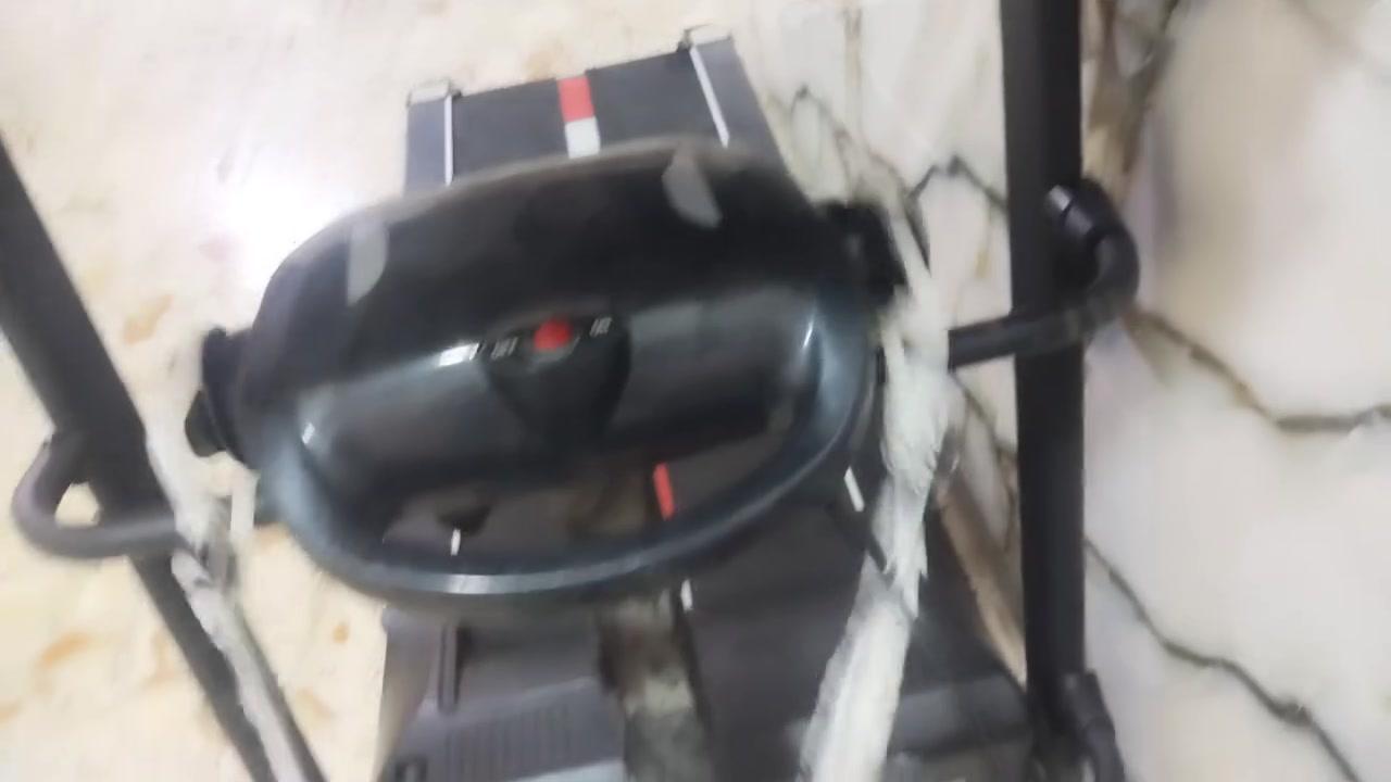 جهاز جري مستعمل شهر تقريبا
1-سماعات شغاله
2-هزاز شغال
3-اللوحه كلها شغاله
4-يتحمل وزن 150كغم
السعر 300 الف
هــ: ***********
العنوان،حلة، أبي غرق،طريق حله كربلاء
