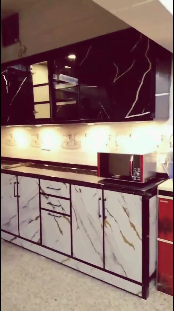 معمل الفهد اللالمنيوم وPVC 
أبواب 🚪 وشبابيك والقواطع 🚪 
كاونترات المنيوم المطابخ 
بادارة مصطفى رحاب 
واتساب ***********
العنوان بغداد الراشدية منطقة البودالي
