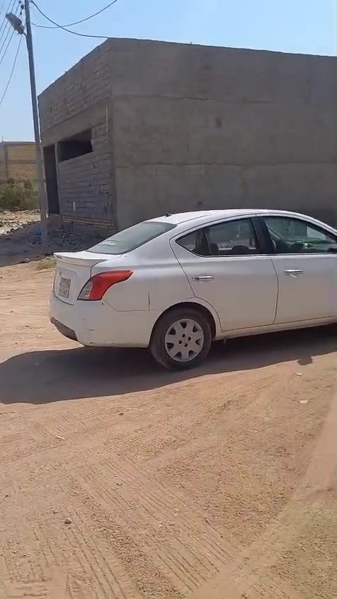 عرصه للبيع 200 متر حي النداء قرب شارع قمبر مقابيل شارع كربله سعر مناسب مباشر من صاحب عرصه ***********
