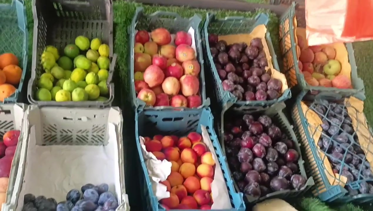 محل للبيع مخضر محل خير من الله بس مافرغ بل دوام محل مرتب متعوب عليه وياا سبلت شوفت عينك محل دخل خير من الله بل يوم سعر تعالي خاص شراي بيه خير ويدالل *********** سايدين مال حي رافدين قرب مدرسه اسد بغداد مقبيله
