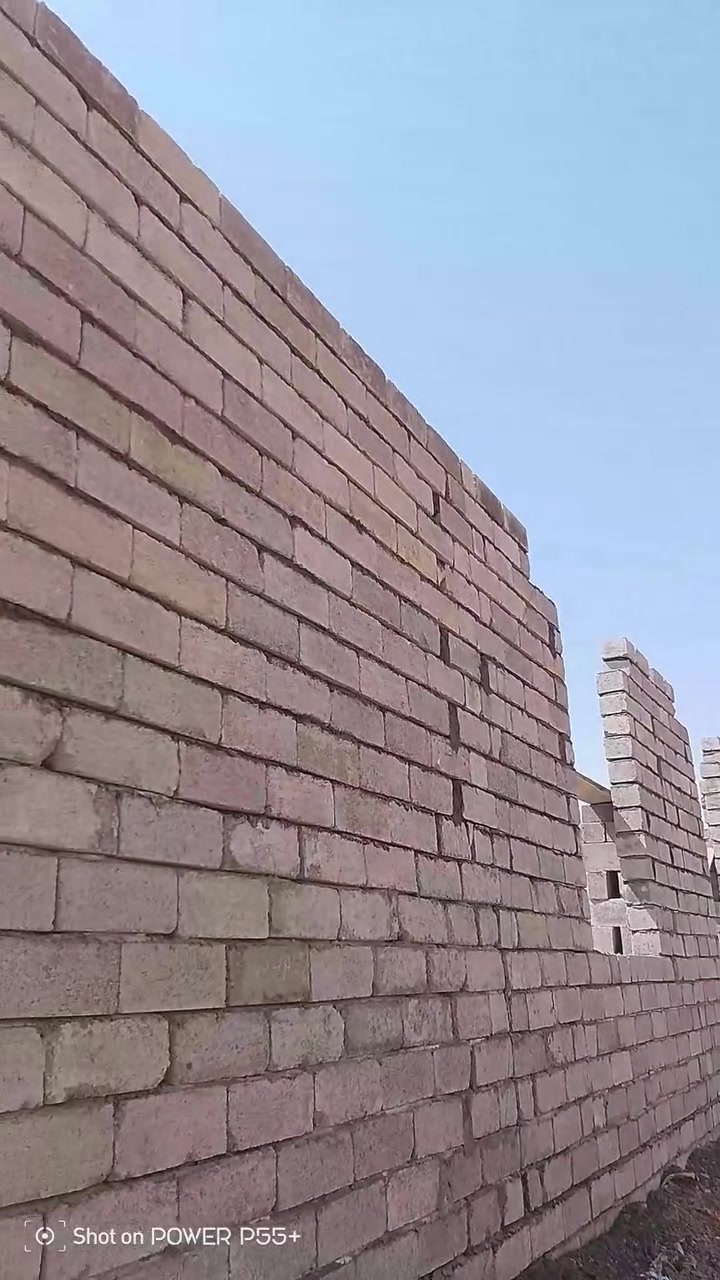 خلفه متفرغ الالف 180 كلشي وراي
***********
