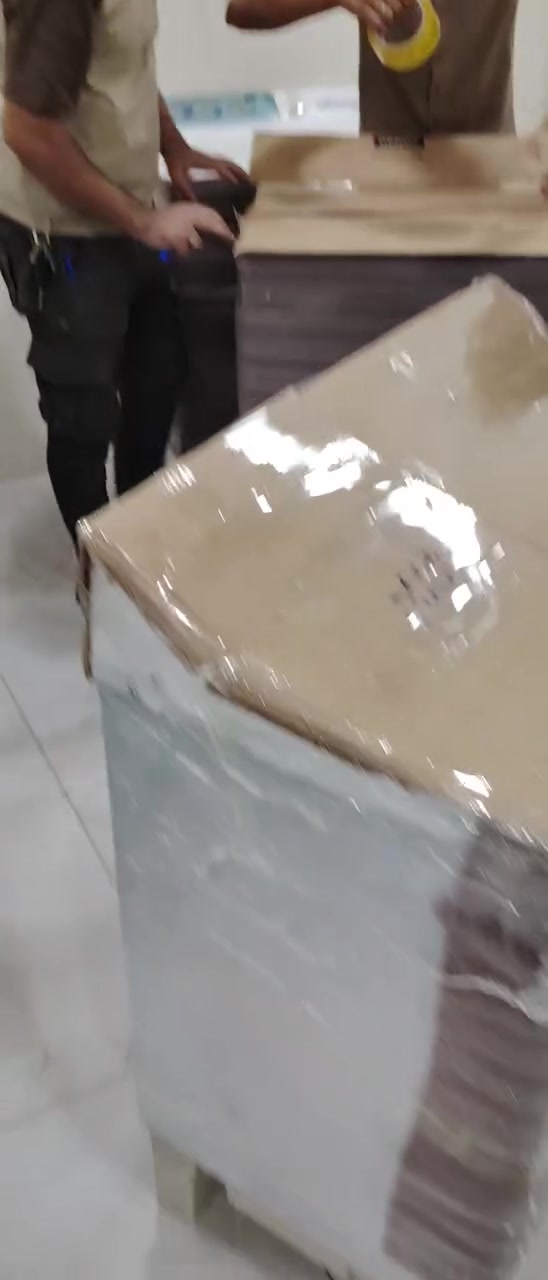 السلام عليكم... تم شحن هذه الوجبة من غسالات هيتاشي اليابانية الأصلية من معرض النور في الموصل إلى المحافظات
للحجز والاستفسار التواصل على الواتساب على الرقم *********** #محمدالدولة
