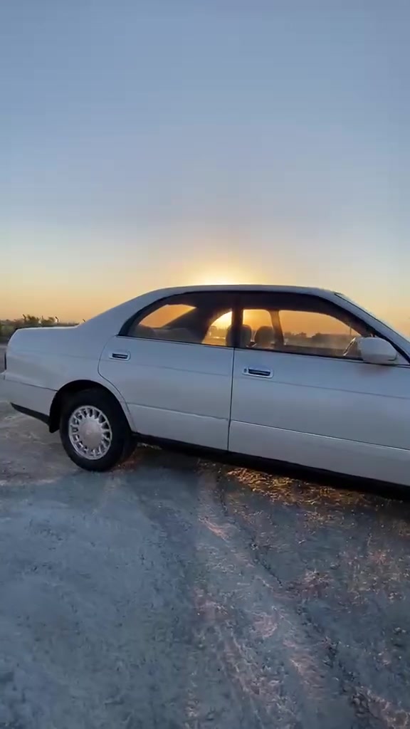سلام عليكم بطه متصل لون لولوي
رقم كربلاء باسمي شخصيا 
سنويه 2031 مشروع وطني تتحول في جميع المحافظات السياره مكفوله من الكص ونقل الجثه والعيب الشرعي حته من الصبغ مكفوله فيها امكان قليله جمعقة استيرين بالباكيت جديده تخم تاير جديد مكينه وكير حاويه شادهن بيدي تبريد سياره شغال . سعر سياره 50 وبيه مجال حك الجيه .

اللاستفسار عن السياره يرجى اتصال على رقم الهاتف : ***********
