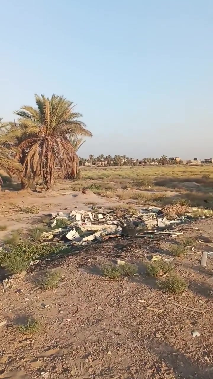 قطعه مساحه 800 متر معروضه للبيع يم ابو نصير الطوفان ثاني قطعه ع بزل قرب مجمع الرحمه السعر 40 وبيها مجال 
***********
