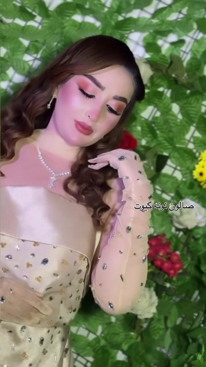 فستان أزياء • مكياج عرائس • صالون نونه