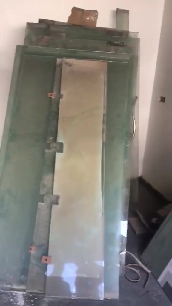 سلام عليكم جام خانة لبيع عدد فوك 100 قطعة مكاني بغداد قياس 240 أكو 260 مشكل قياس قيم سعر وخذهن ***********
